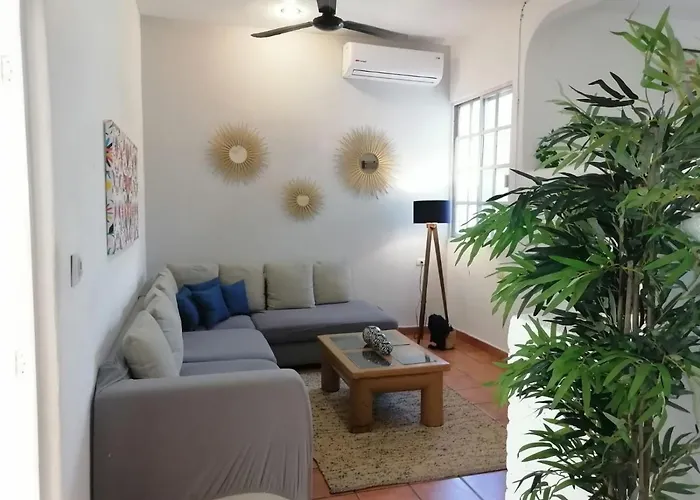 24 * Playa del Carmen